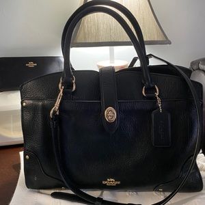 ♥️SOLD♥️Beautiful black coach bag